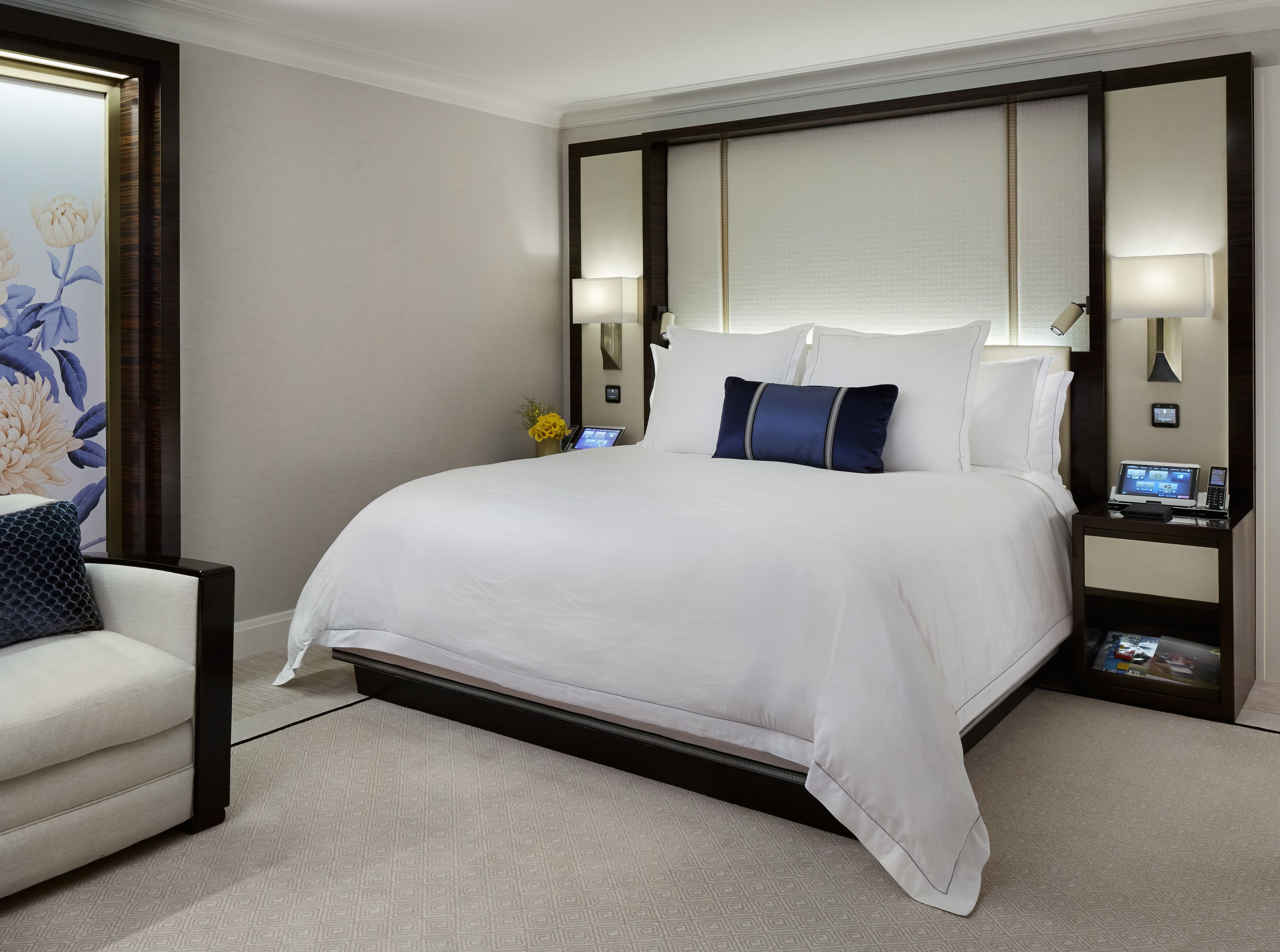 King guestroom photograph at The Peninsula Chicago; verify the selected room category