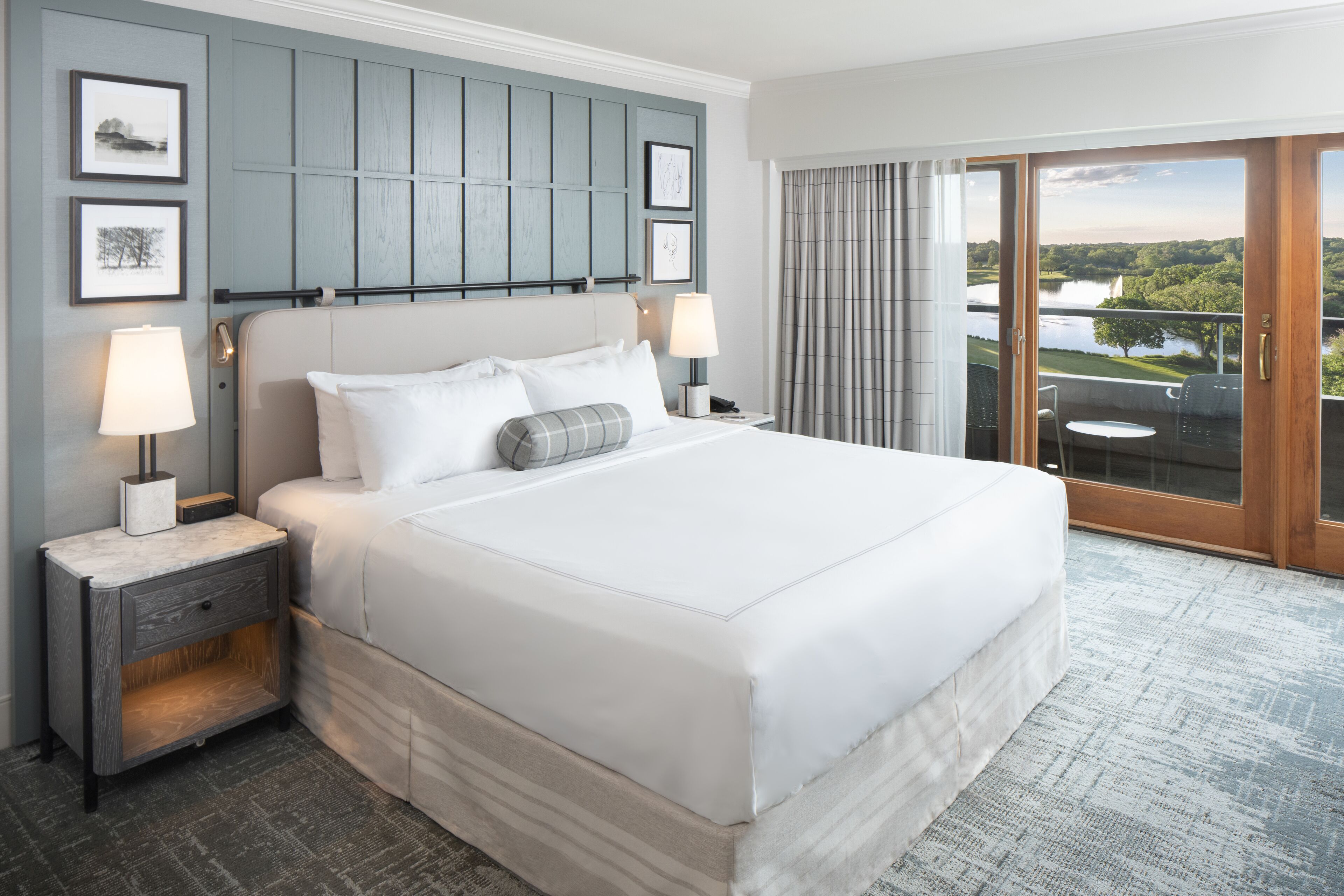 King guestroom with an outlook at Grand Geneva; verify the room and balcony category