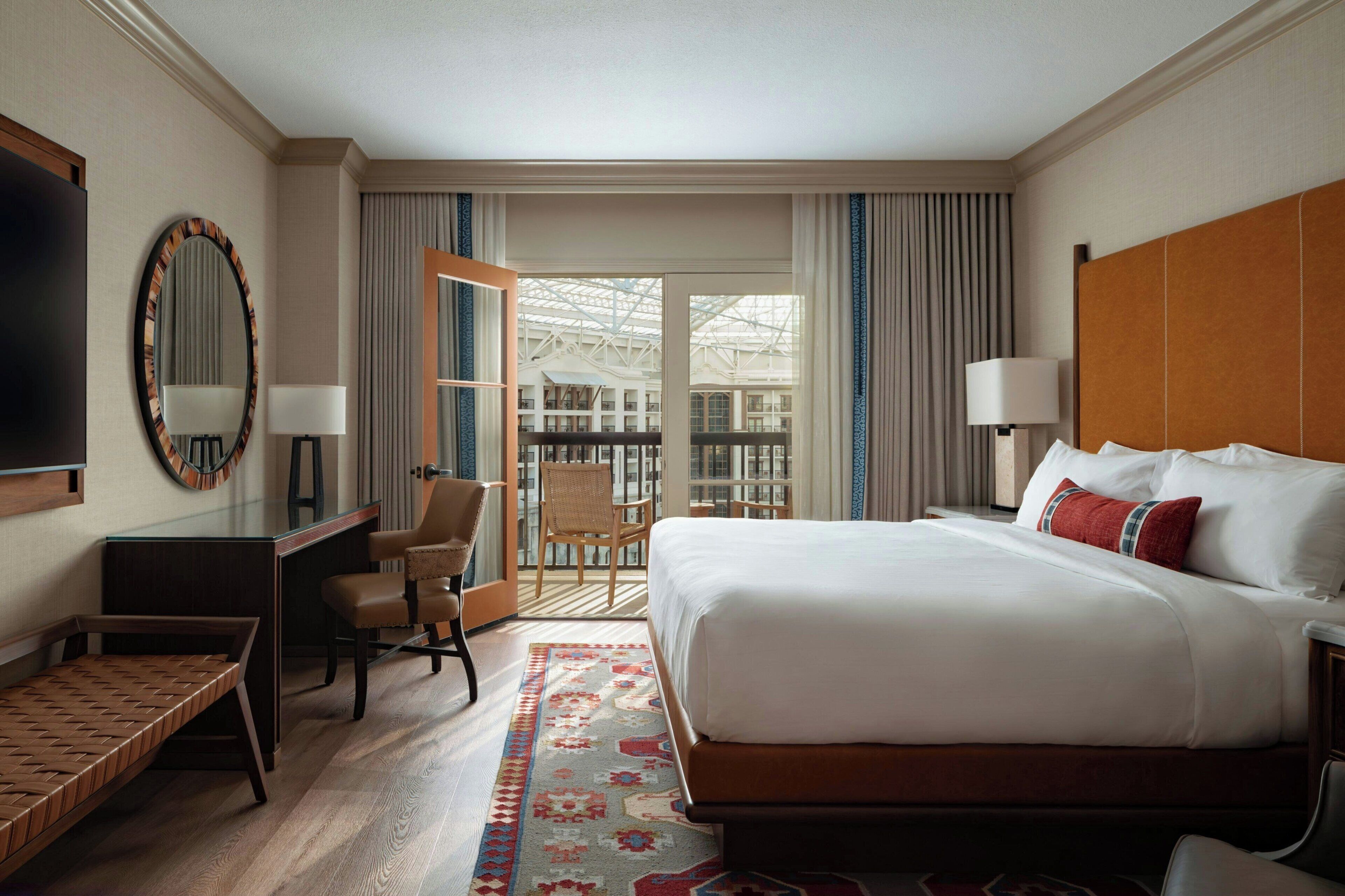 King view-room category at Gaylord Texan; verify the outlook