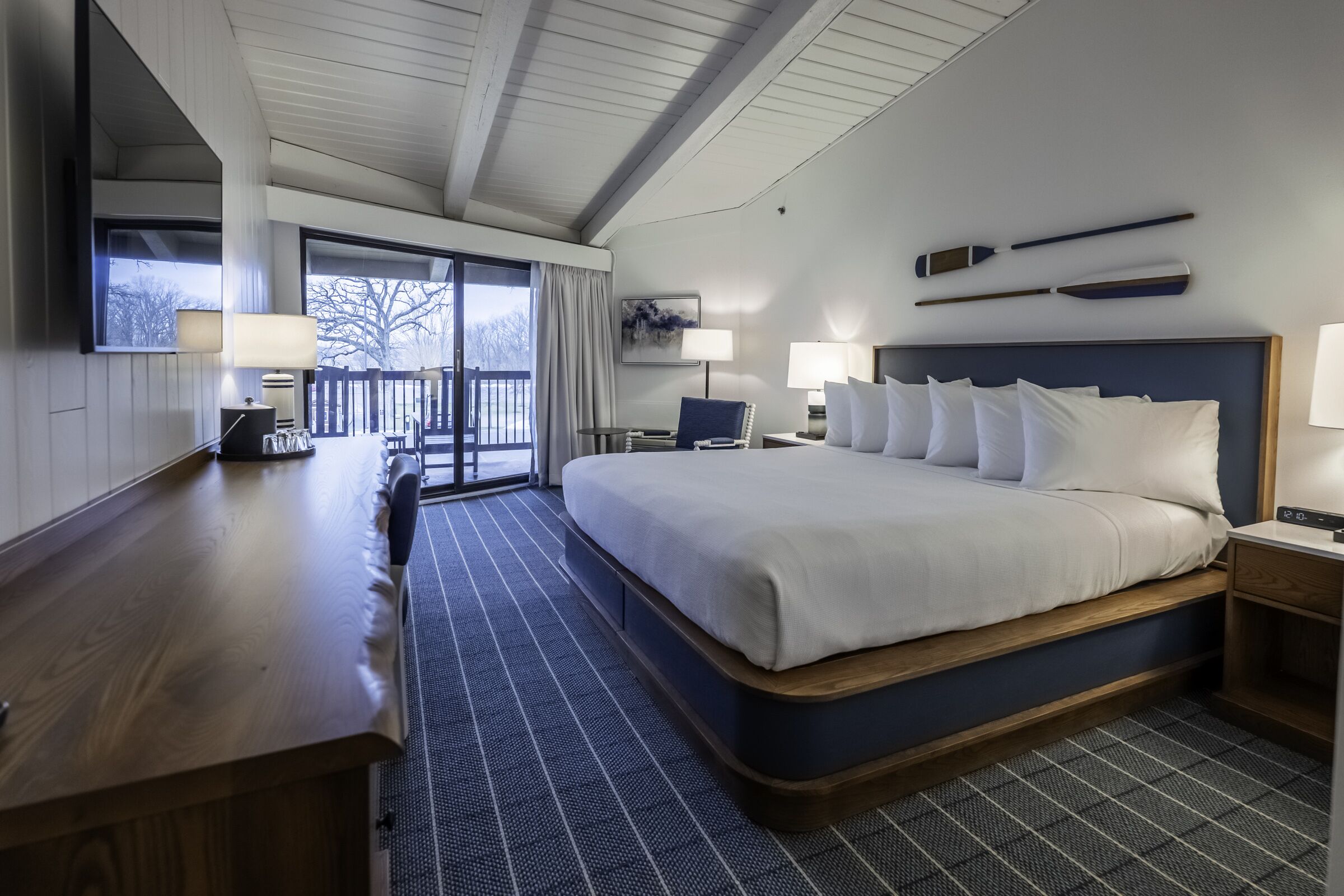 Standard king guestroom reference at Lake Lawn Resort