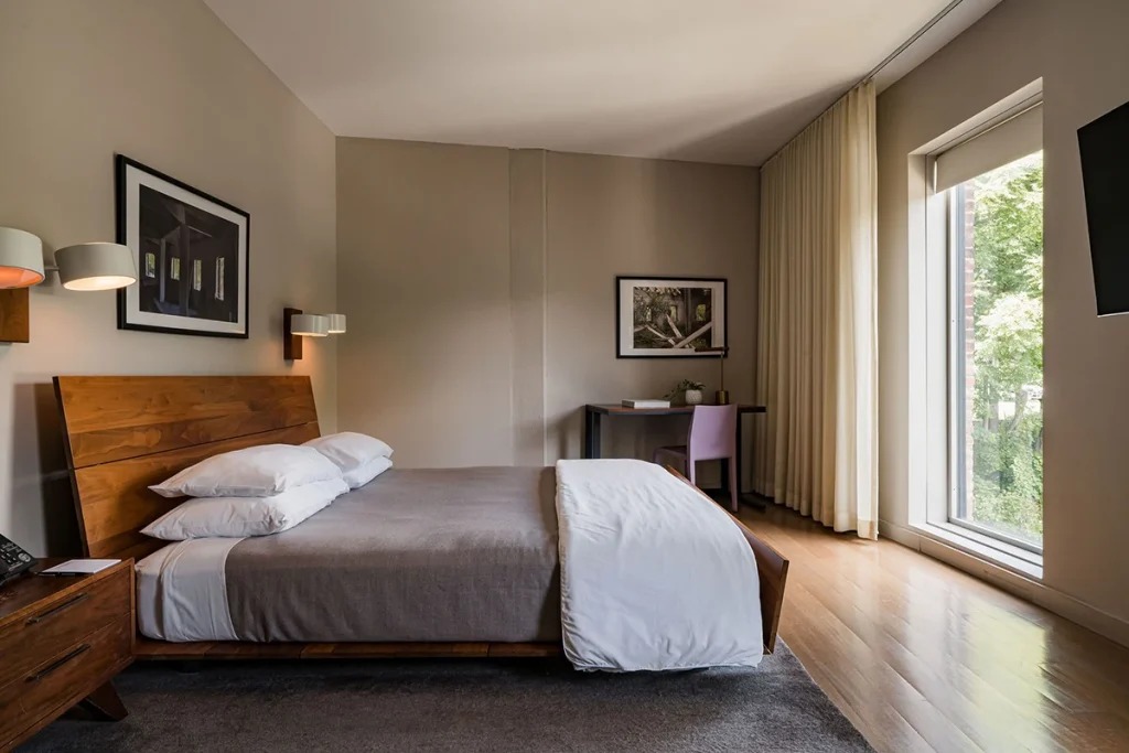 King Deluxe bedroom with a view at The Roundhouse