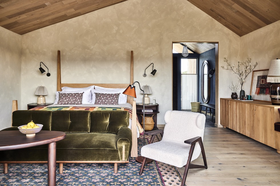 Cottage bedroom and sitting area at Wildflower Farms