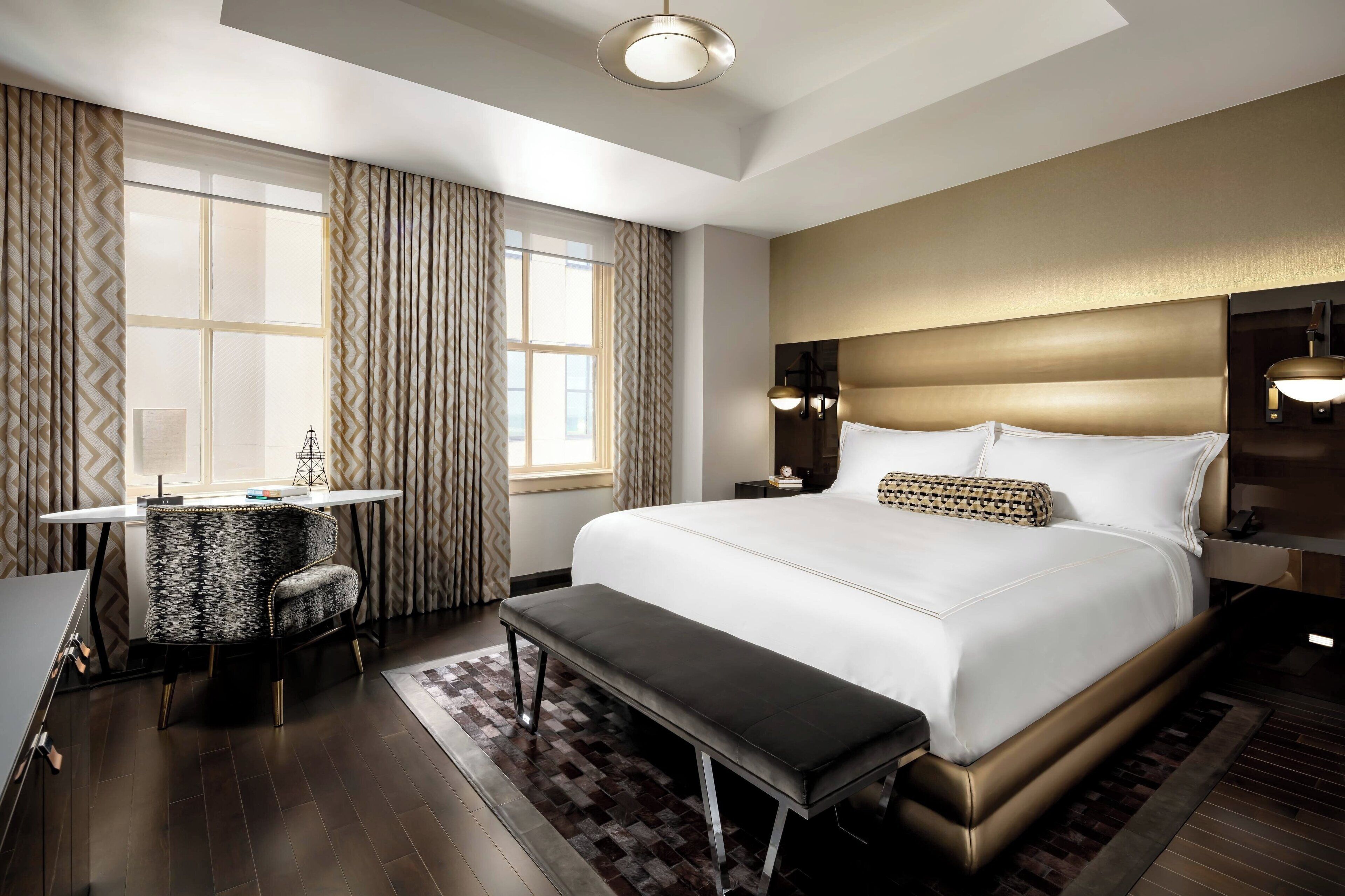 King guestroom at The Sinclair in downtown Fort Worth