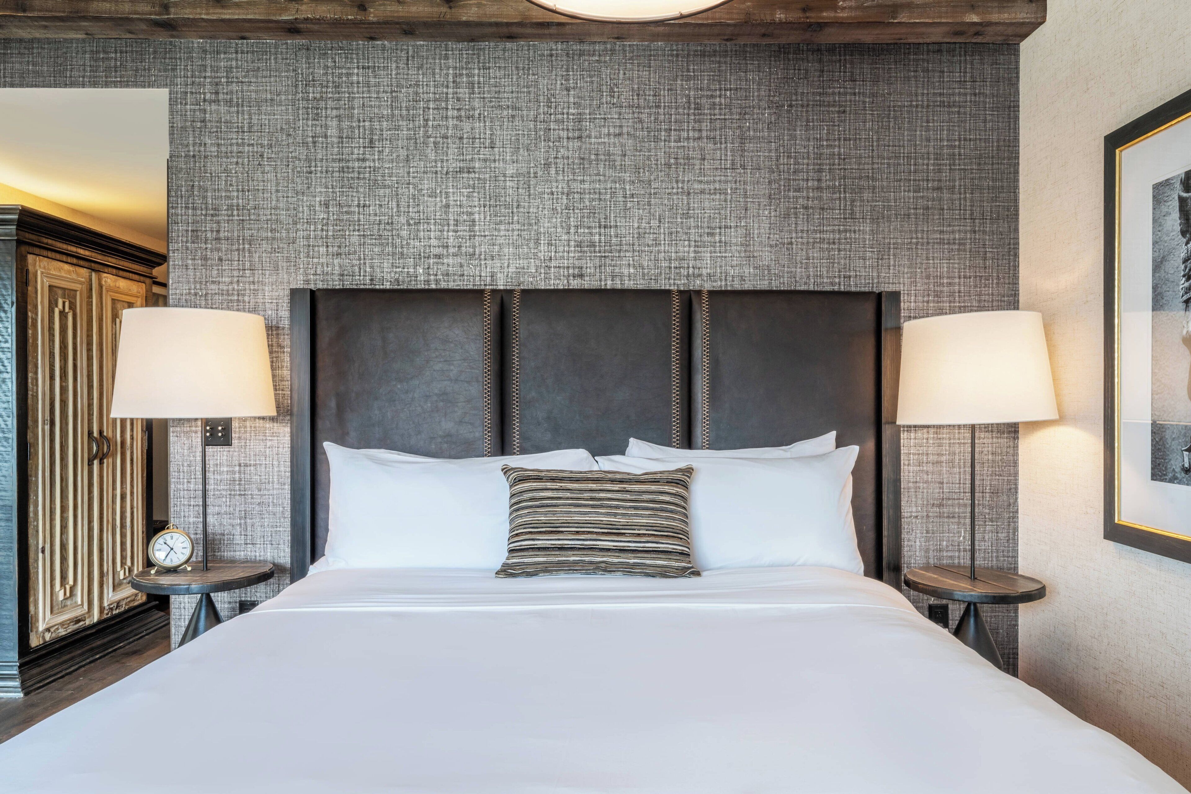 Deluxe King bedroom at Hotel Drover in Fort Worth