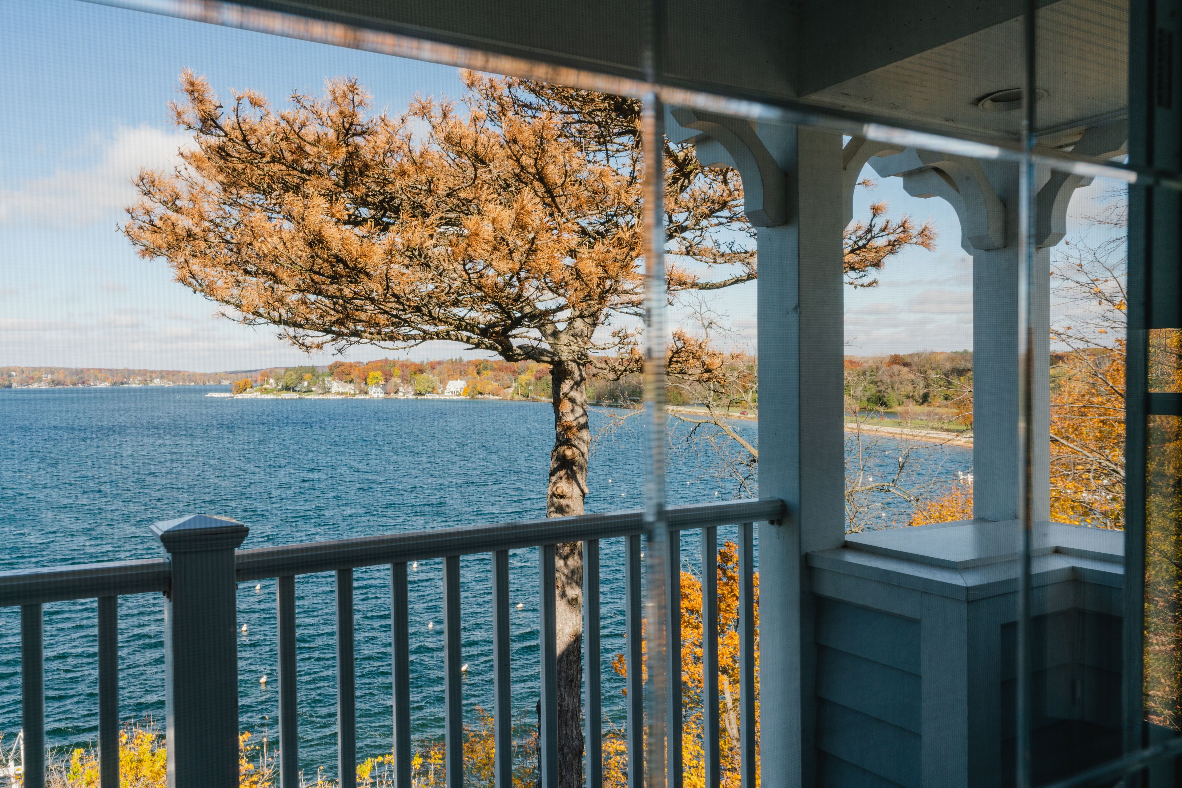 Waterfront view from The Geneva Inn on Geneva Lake